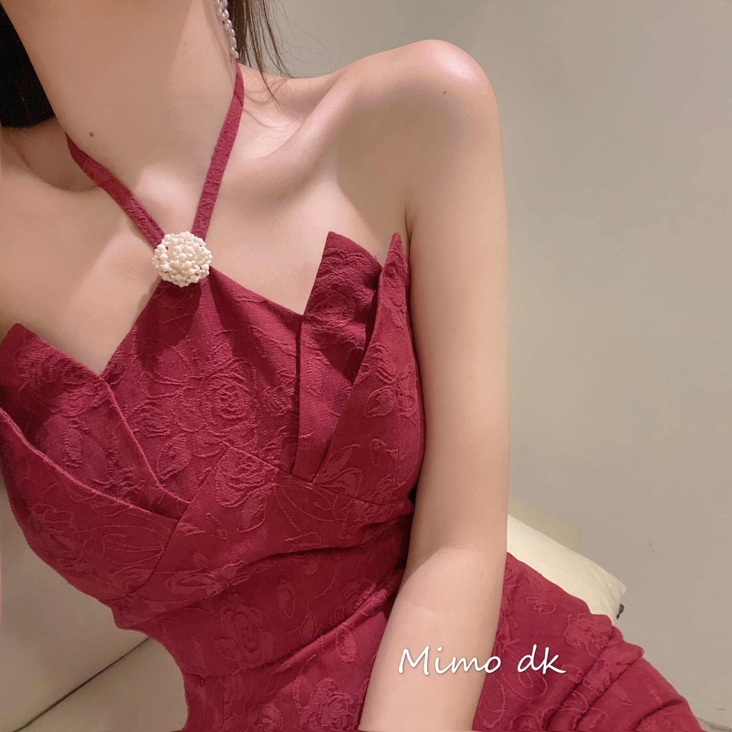 ชุดเดรสสีแดงกุหลาบ - Image 2